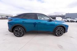 2024 Peugeot 3008 GT Premium Hybrid