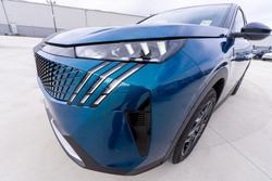 2024 Peugeot 3008 GT Premium Hybrid