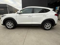 2021 Hyundai
                Tucson Active