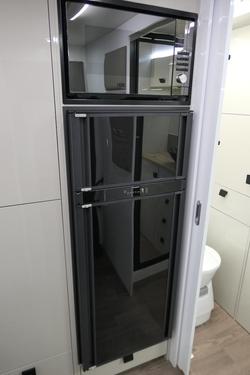 2023 Southern Cross Signature Series V5-3 Club Lounge