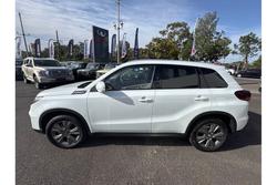 2024 Suzuki
Vitara Turbo
