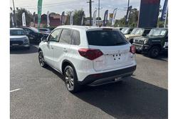 2024 Suzuki
Vitara Turbo