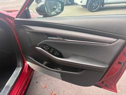 2024 Mazda
                3 G25 Evolve SP