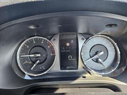 2022 Toyota
Hilux SR