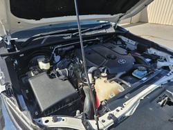 2022 Toyota
Hilux SR