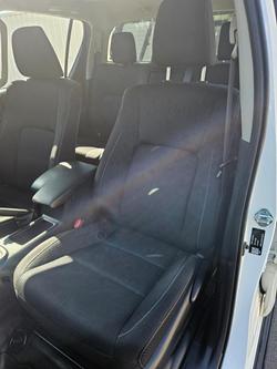 2022 Toyota
Hilux SR