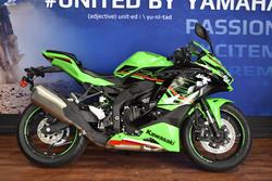 Kawasaki Ninja 400 ZX-4RR KRT