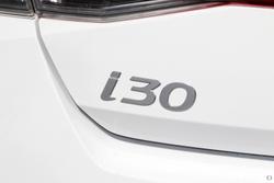 2025 Hyundai
i30 Elite Hybrid