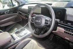 2024 Kia
Carnival GT-Line HEV