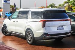 2024 Kia
Carnival GT-Line HEV