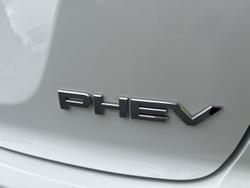 2022 Mitsubishi Eclipse Cross PHEV ES