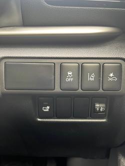 2022 Mitsubishi Eclipse Cross PHEV ES