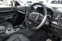 2025 Ford
Everest Sport