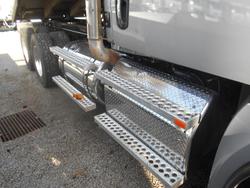 2023 Freightliner Cascadia 126 Tipper SILVER