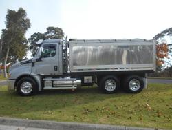 2023 Freightliner Cascadia 126 Tipper SILVER