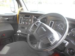 2023 Freightliner Cascadia 126 Tipper SILVER