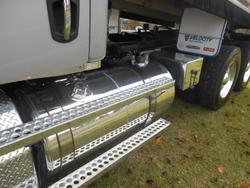 2023 Freightliner Cascadia 126 Tipper SILVER