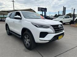 2022 Toyota Fortuner GX GUN156R 4X4 Dual Range Glacier White