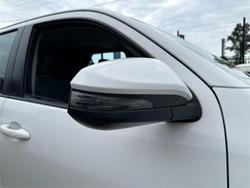 2022 Toyota Fortuner GX GUN156R 4X4 Dual Range Glacier White