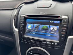 2015 Isuzu
MU-X LS-T