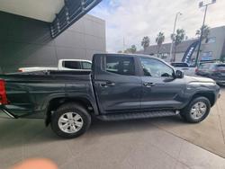 2024 Mitsubishi
Triton GLX+
