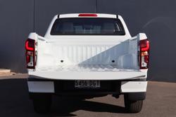 2025 Mazda
                BT-50 XT