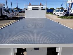 2016 ISUZU NQR 87-190 WHITE