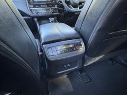 2023 Nissan
                Pathfinder Ti-L 4WD