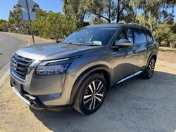 2023 Nissan
                Pathfinder Ti-L 4WD