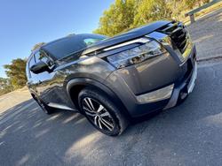 2023 Nissan
                Pathfinder Ti-L 4WD