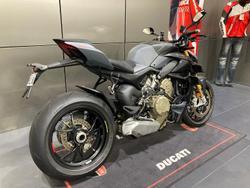 2024 Ducati Streetfighter V4 S Streetfighter Grey