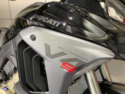 2025 Ducati Multistrada V4S Multistrada Black