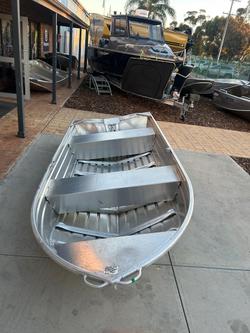 2023 Stacer 379 Proline