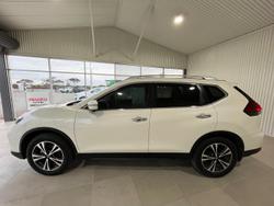 2021 Nissan
X-TRAIL ST-L