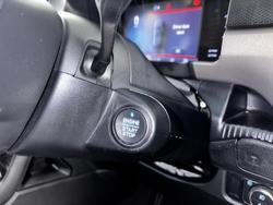 2025 Ford
Everest Ambiente