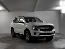 2025 Ford
Everest Ambiente