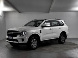 2025 Ford
Everest Ambiente