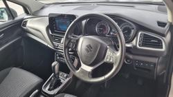 2023 Suzuki
S-Cross