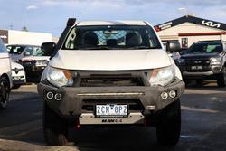 2016 Mitsubishi
Triton GLX