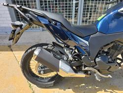 2025 Kawasaki VERSYS-X 300 BURGUNDY