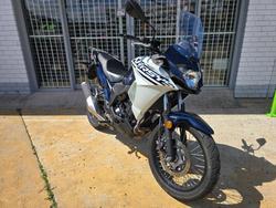 2025 Kawasaki VERSYS-X 300 BURGUNDY