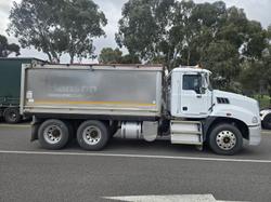 2016 Mack Granite Green
