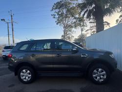 2022 Ford Everest Ambiente