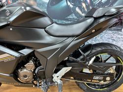 2023 Suzuki GIXXER SF MATTE GRAY
