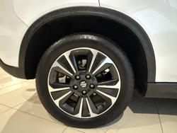 2020 Suzuki
Vitara Turbo
