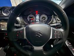 2020 Suzuki
Vitara Turbo