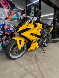 2024 Suzuki GSX-8R GSX-R Yellow