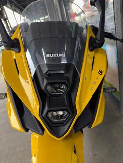 2024 Suzuki GSX-8R GSX-R Yellow