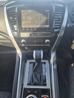 2022 Mitsubishi
Pajero Sport GLS
