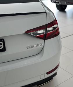 2018 SKODA
Superb 206TSI SportLine